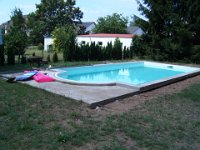 Bau Pool 179